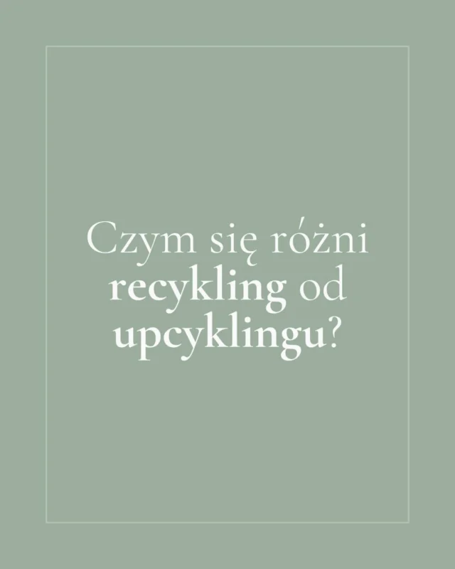 ♻️ Recykling i upcykling – czym się różnią?  Czasem te pojęcia wrzuca się do jednego worka, ale różnica między nimi jest prosta:  🔁 Recykling to przetwarzanie zużytych materiałów (jak szkło, papier, plastik) w surowce, z których powstaje coś nowego. To ważna część gospodarki obiegu zamkniętego – pozwala ograniczać ilość odpadów i wydobycie nowych zasobów.
Ale wymaga sporo energii i nie każdy materiał można przetwarzać w nieskończoność.  🎨 Upcykling to kreatywne ponowne użycie rzeczy, zanim trafią do śmietnika. Stare jeansy mogą zamienić się w torbę, a słoik po oliwkach – w pojemnik na przyprawy.
To sposób, by nie tylko ograniczać odpady, ale też przedłużać życie przedmiotów, które już mamy.  To dwa różne sposoby na dbanie o środowisko – i oba się liczą.
W końcu chodzi o to, żeby zużywać mniej i mądrzej 💚  #recykling #upcykling #zerowaste #prosterzeczy #ekologia #sustainability #lesswastepolska #ekowybory #ekologiawdomu